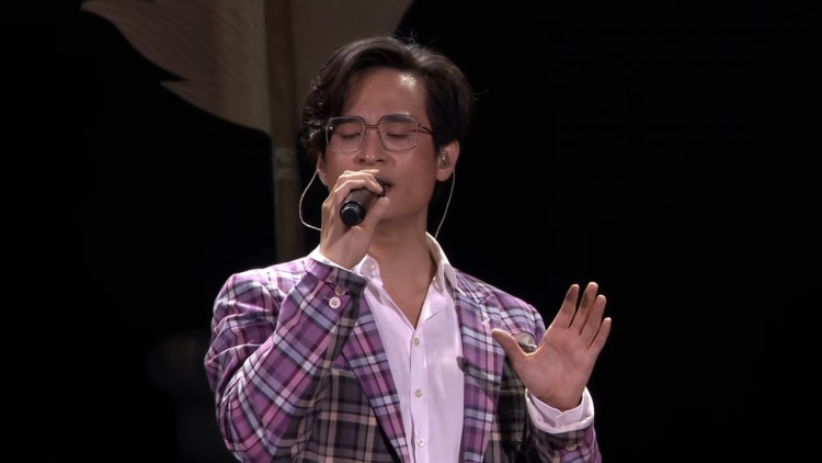 Nước Ngoài